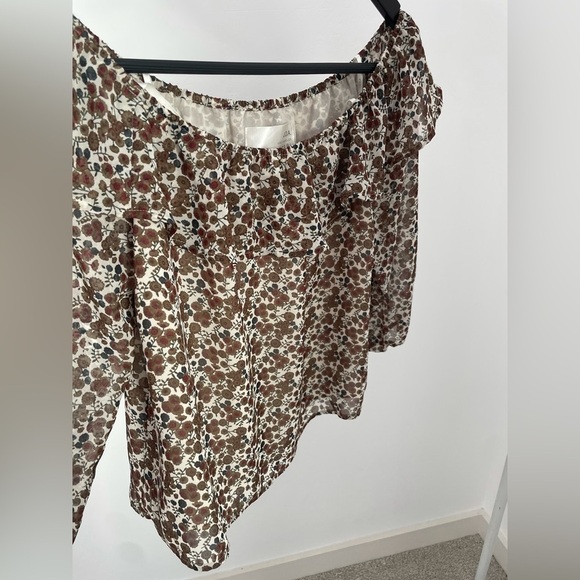 Anthro JOA Floral Disty Print Off the Shoulder Blouse Size M - Picture 5 of 7